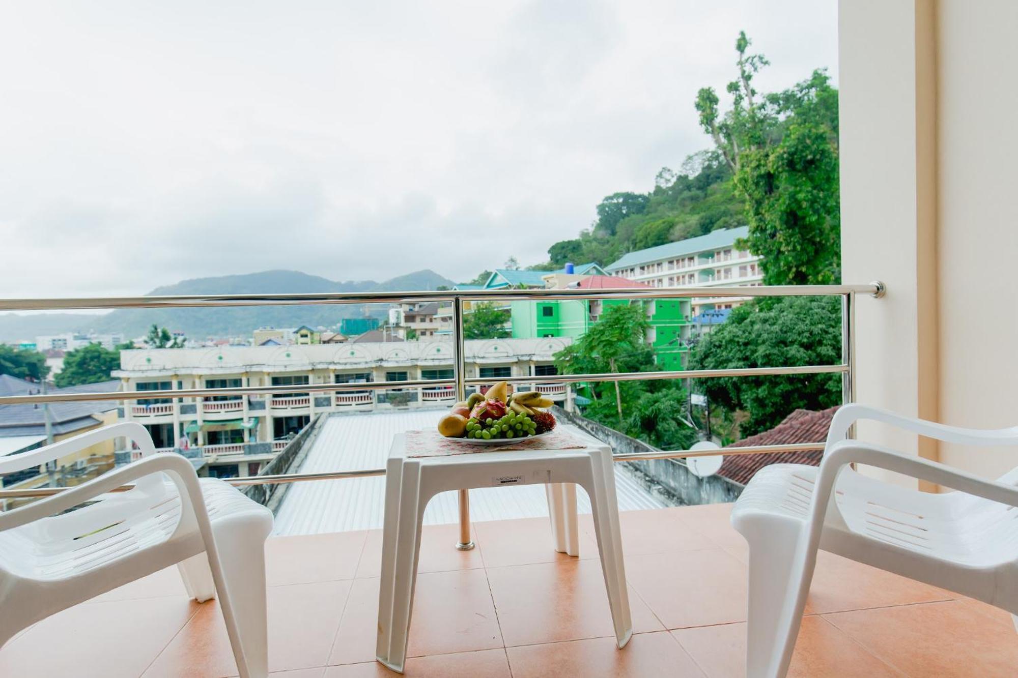Rk Guesthouse Patong Екстериор снимка
