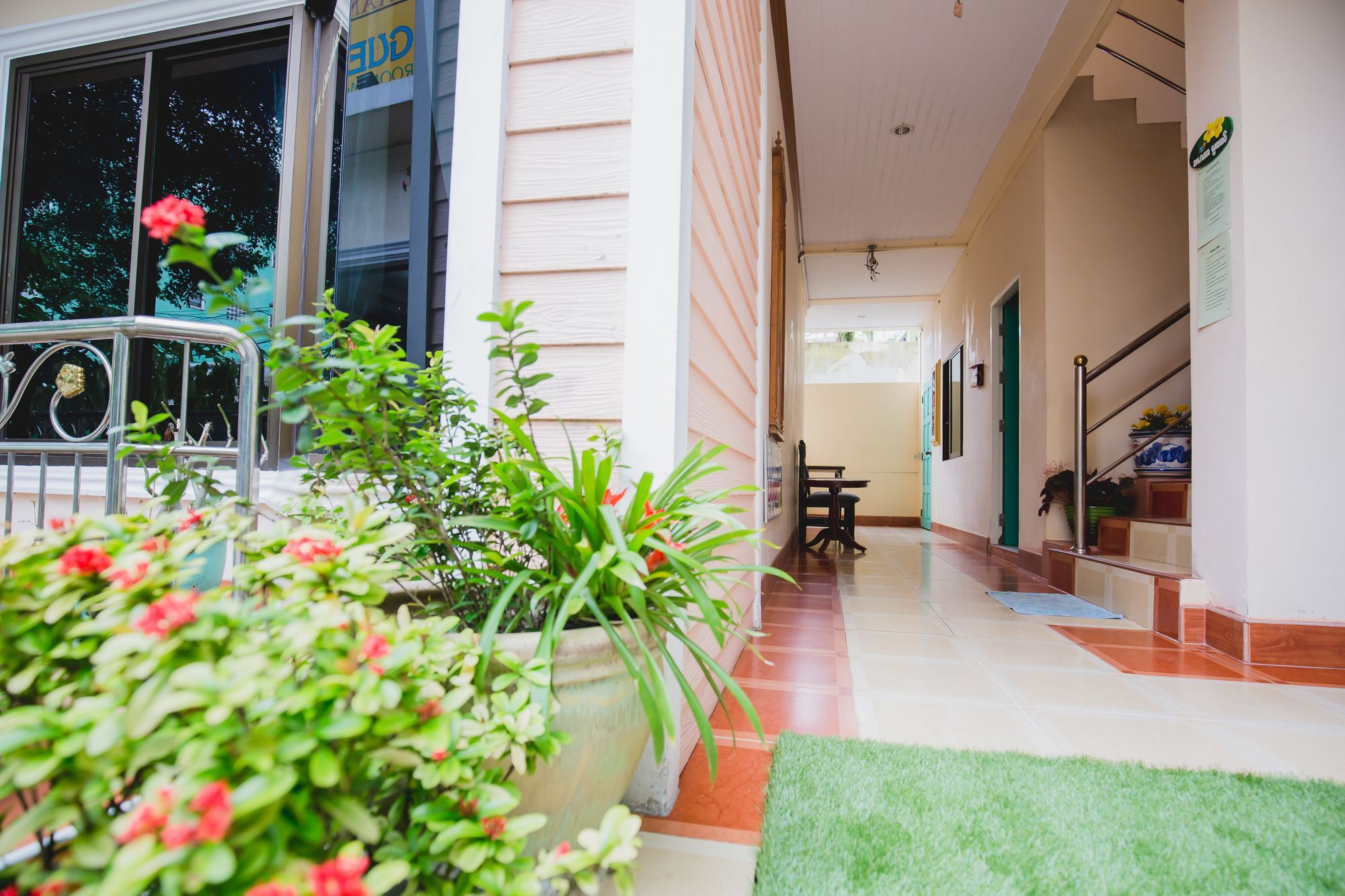 Rk Guesthouse Patong Екстериор снимка